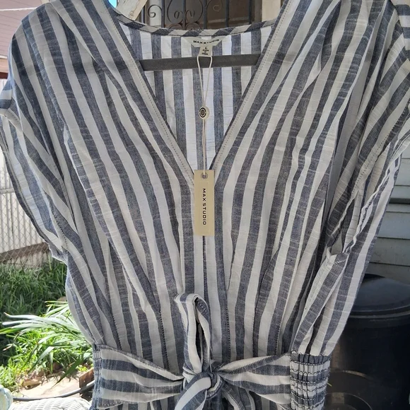 Striped Gray and White Dress - Picture 5 of 9